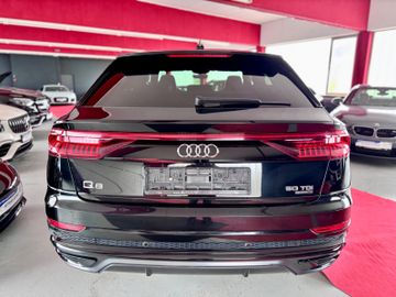 Audi Q8 - 7