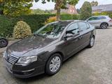Volkswagen Passat Limousine 2.0 TDI | TÜV  04/2028  - Volkswagen Passat: 20 TDI