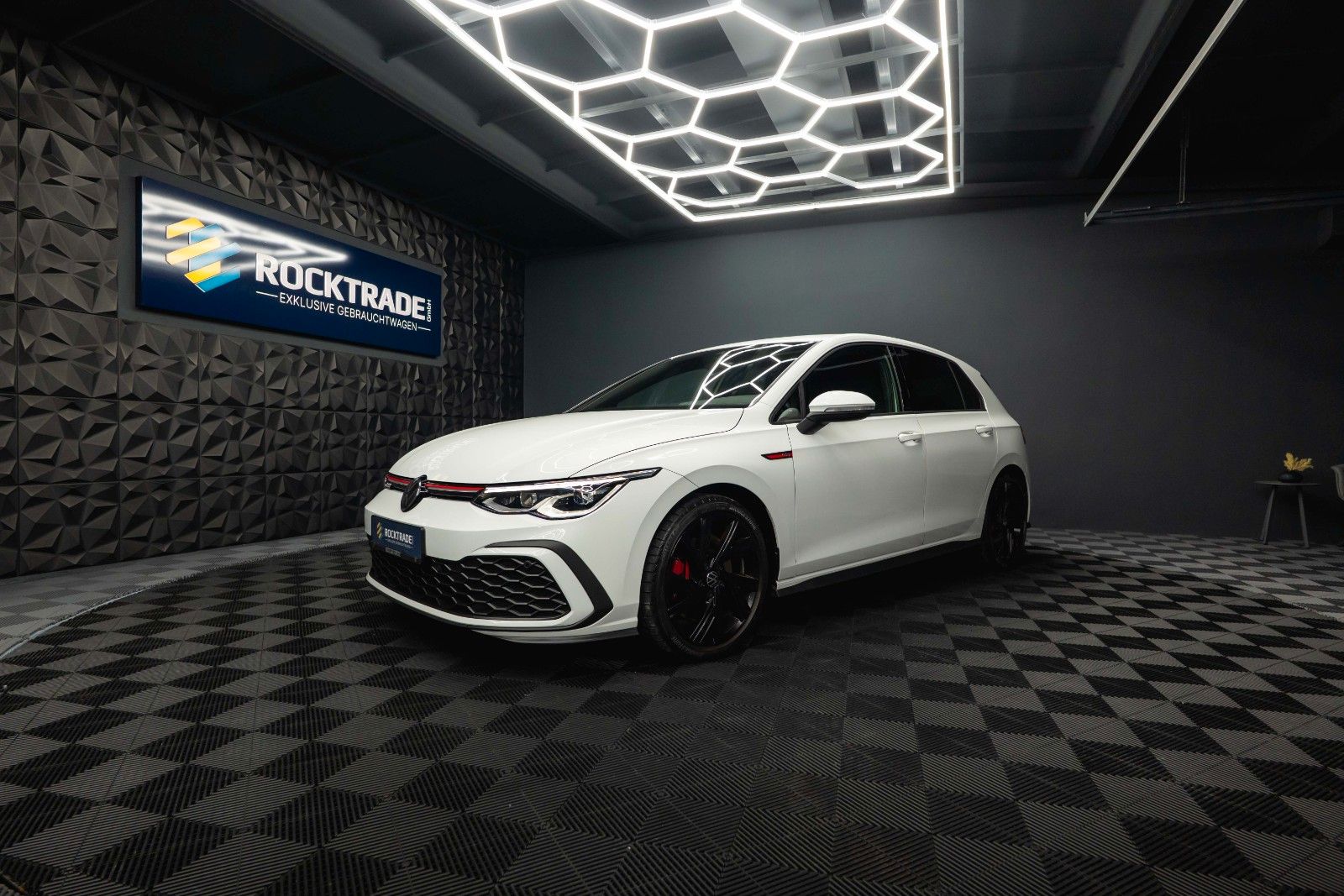 Fahrzeugabbildung Volkswagen Golf VIII Lim. GTI *LED+*Digital Tacho*1.Hand*