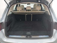 Fahrzeugabbildung Mercedes-Benz GLC 200d 4MATIC NAVI LED AHK 1.HAND S-HEFT