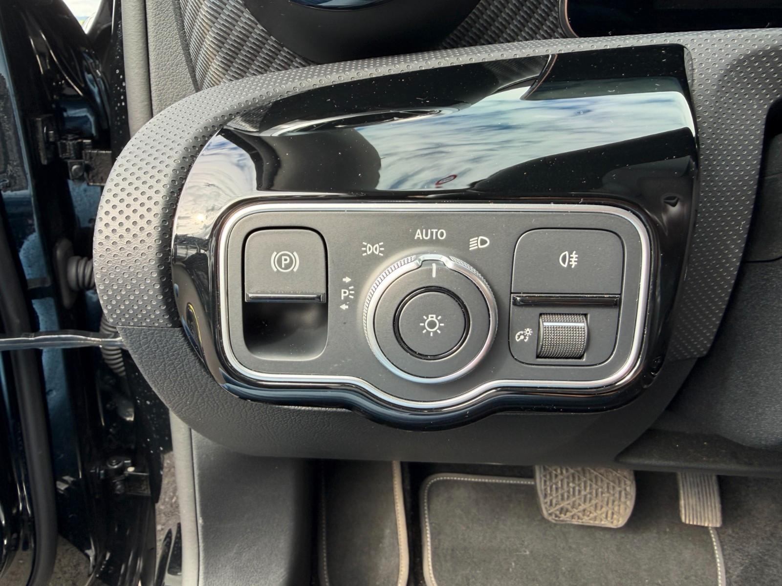 Mercedes-Benz A 250 e Progressive AHK+R-Kamera+Carplay+WinterP