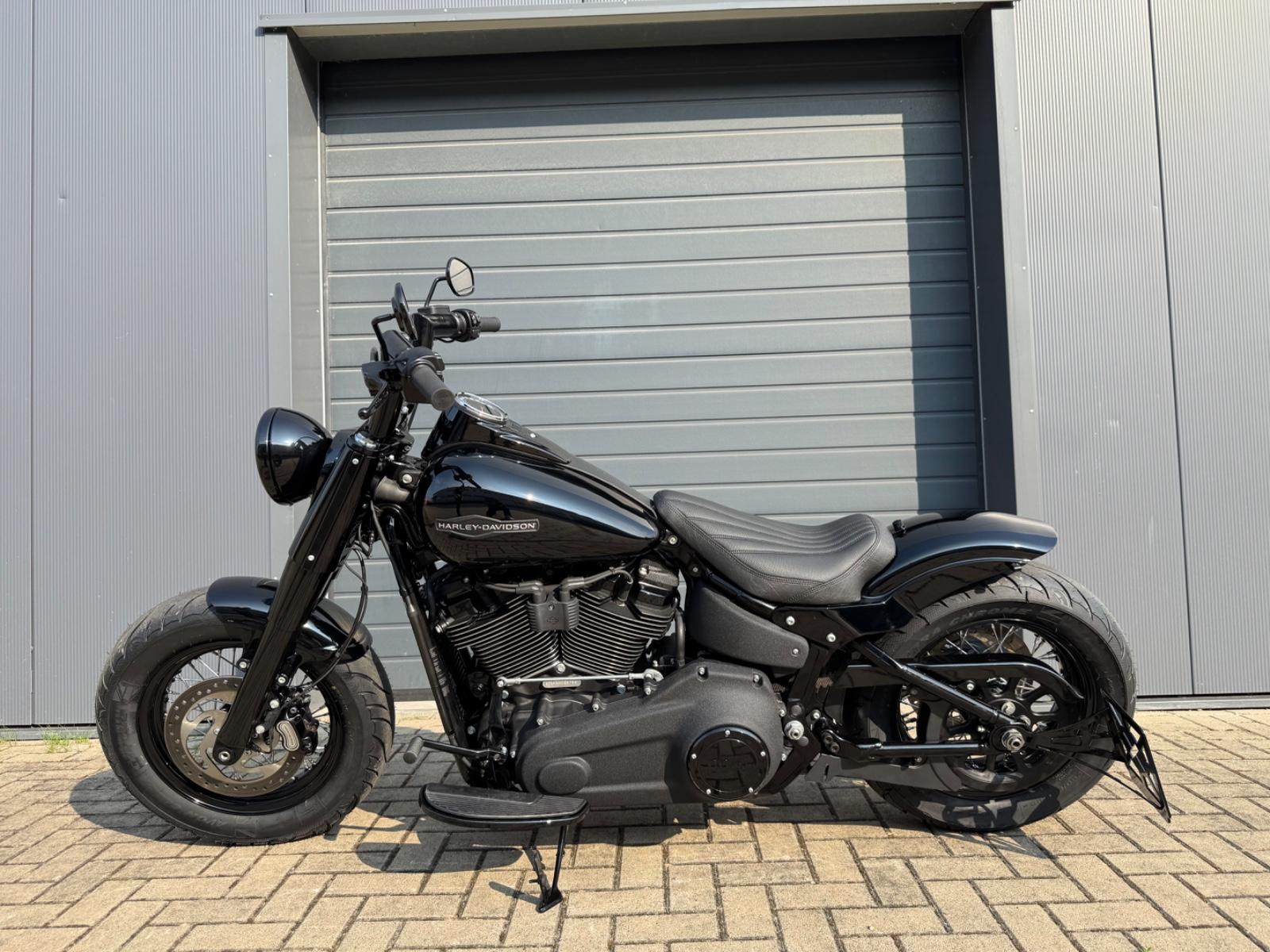 Harley-Davidson FLHCS Fat Boy Heritage S 114 ABS Custombike!!!!