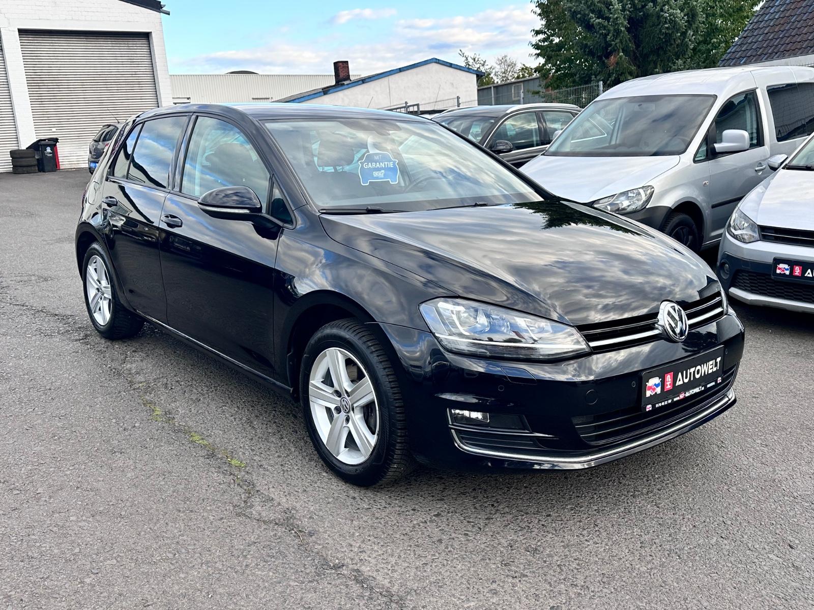 Volkswagen Golf VII Lim. Highline DSG SitzHeiz. LED Alcanta