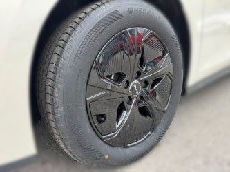 BYD SEAL 6
