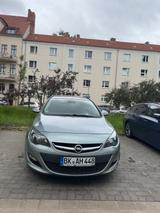 Opel Astra Sports Tourer 1.7 CDTI Active 81kW Active - Opel Astra mit Diesel-Antrieb: Kombi, Euro4, 1.7
