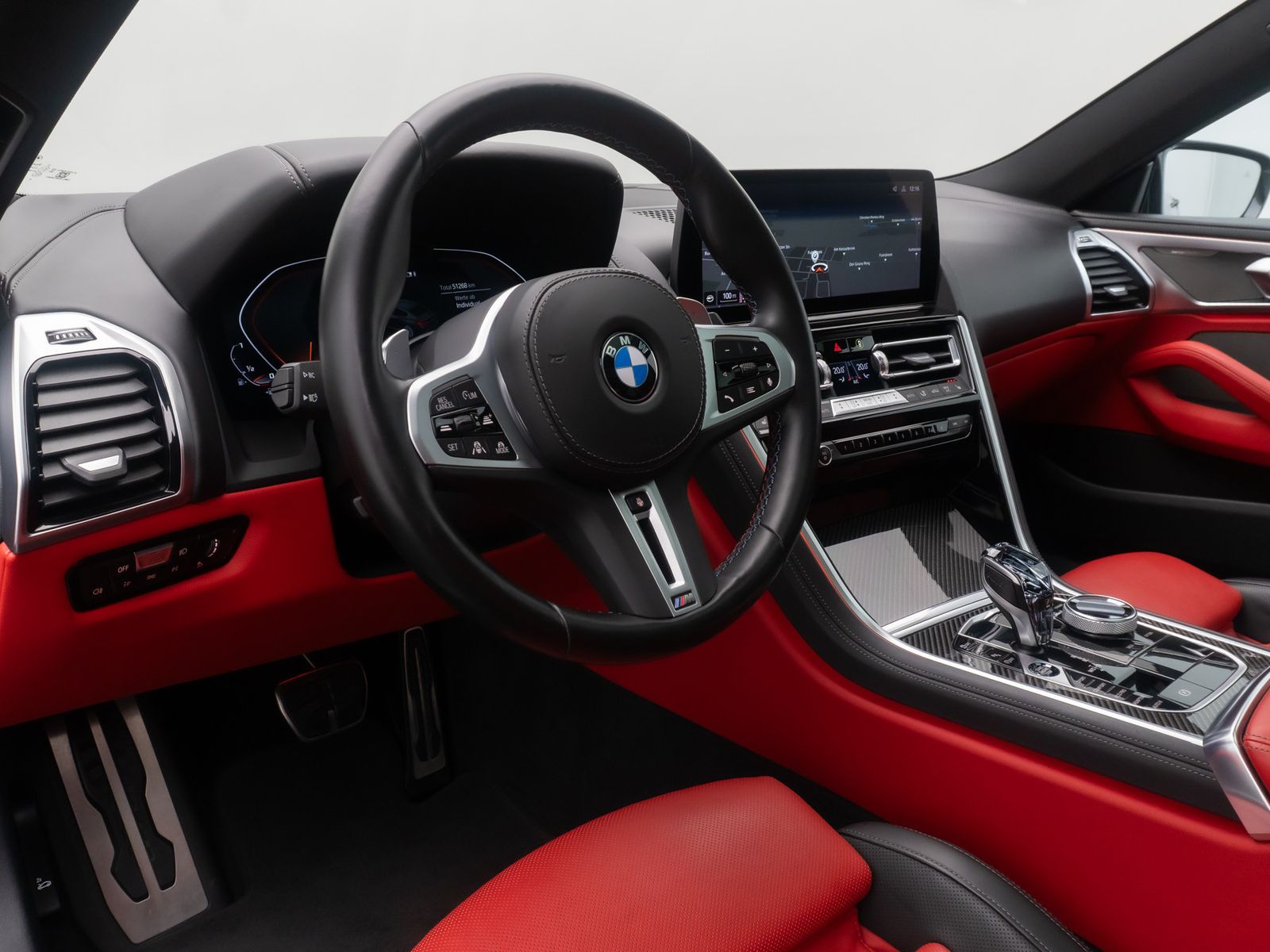 Fahrzeugabbildung BMW M850i xD Gran Coup&eacute; 360&deg; DAB Laser SoftClose 20"