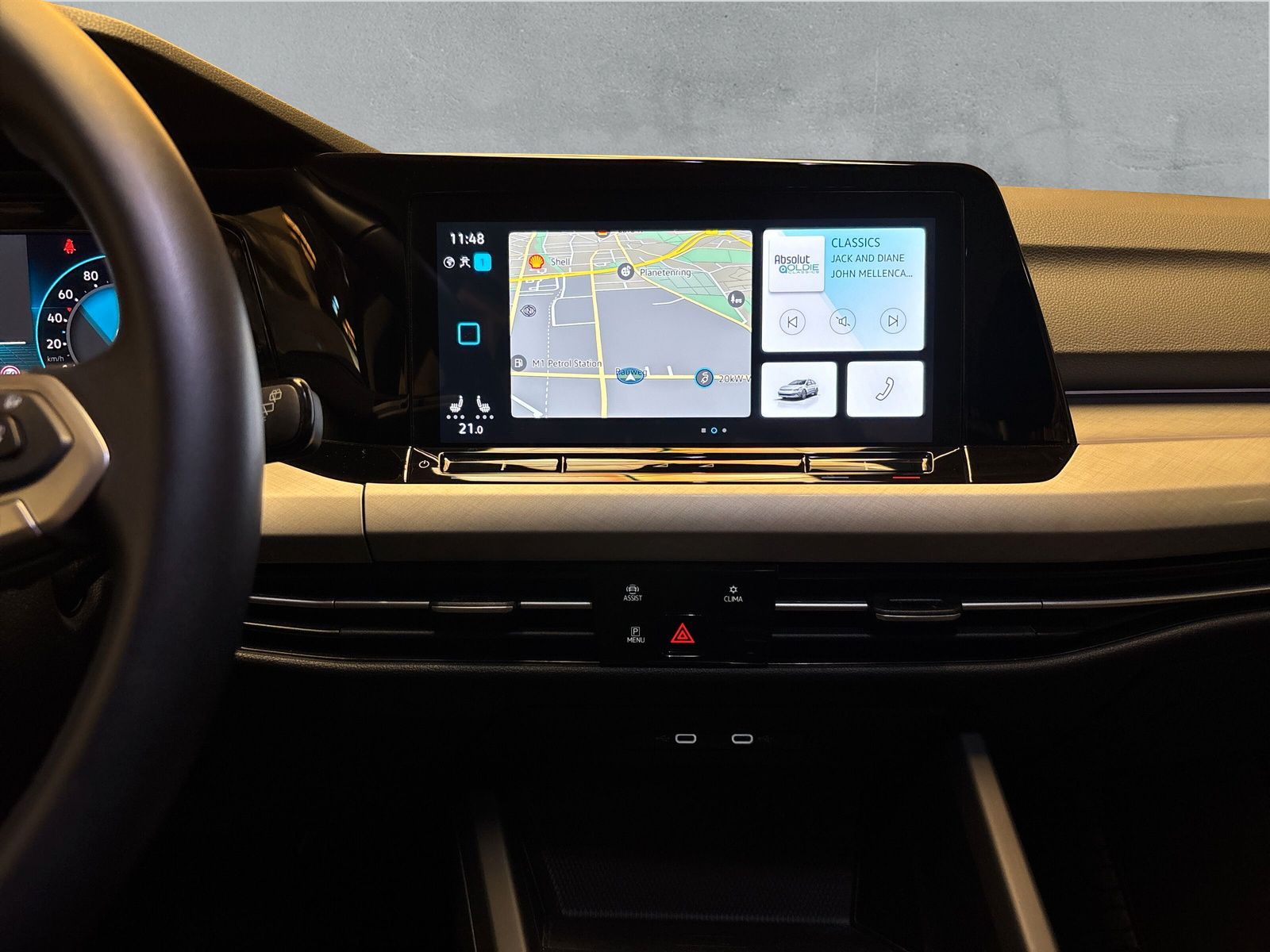 Fahrzeugabbildung Volkswagen Golf Variant 2.0 TDI Life AHK ACC AppConnect