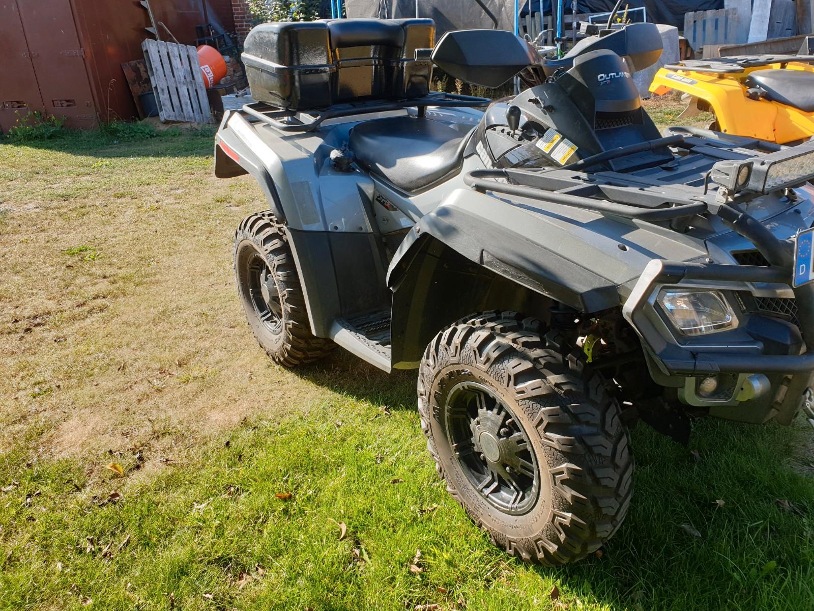 Can-Am  2011 — салон