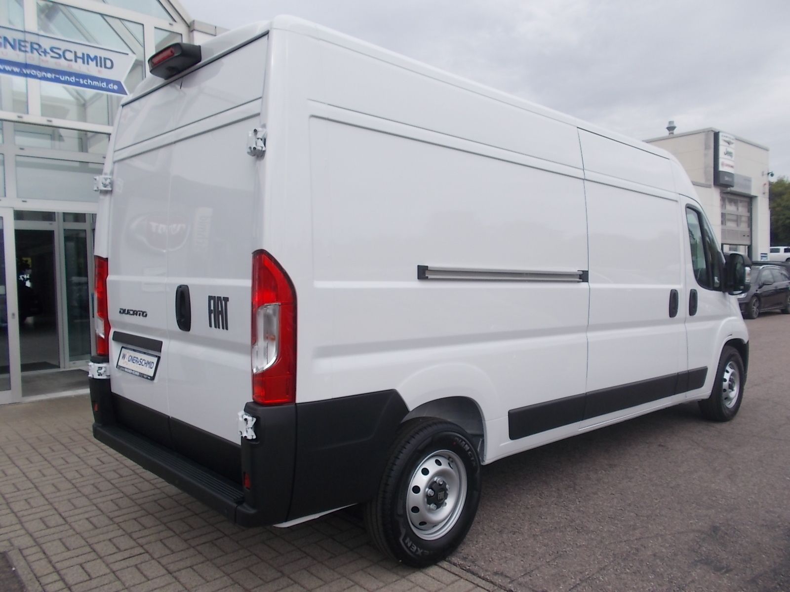 Fahrzeugabbildung Fiat Ducato KaWa 35 L3H2 140 Multijet Automatik