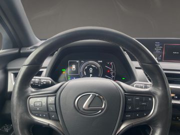 Lexus UX - 11