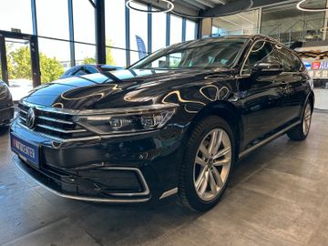 Volkswagen Passat GTE *Keyless*SitzHZ(VH)*3-Zonen*Massage*