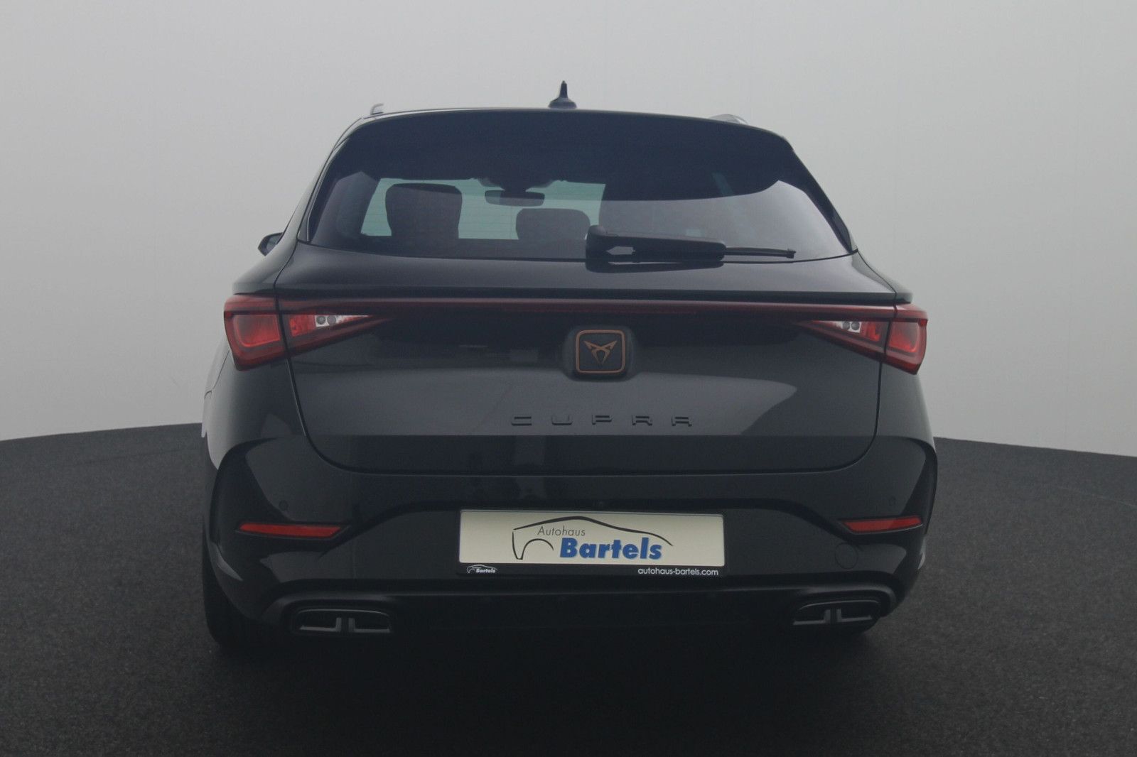 Fahrzeugabbildung CUPRA Leon ST 1.5 eTSI DSG LED Pano Beats