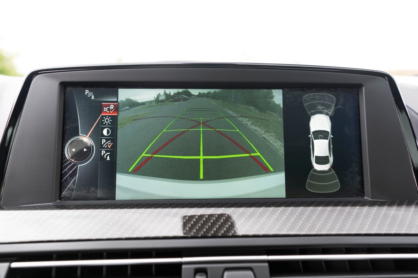 Fahrzeugabbildung BMW 640I M-SPORT B&O HUD KAM NAV ALC CARBON