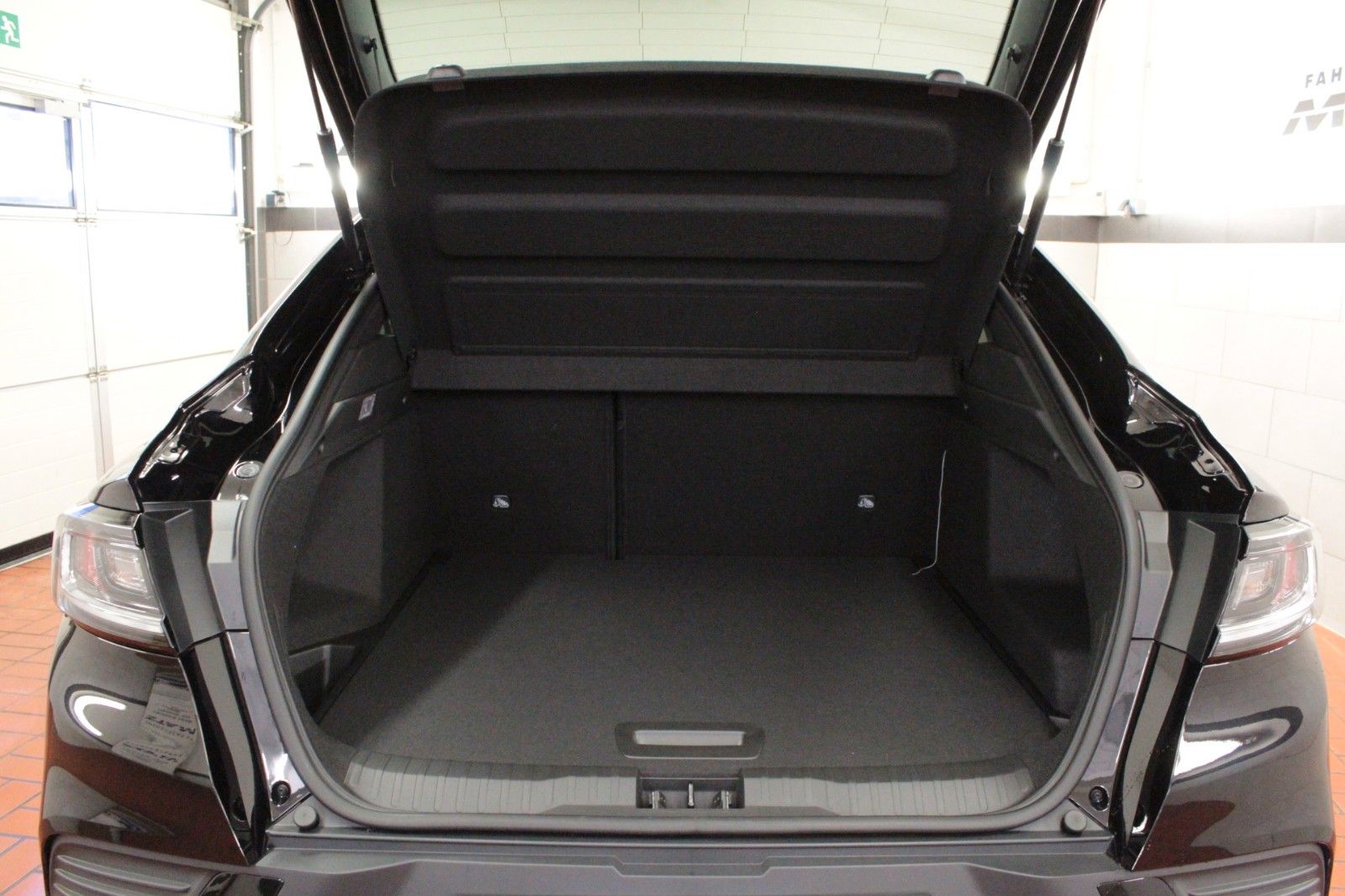 Fahrzeugabbildung Renault Arkana Mild Hybrid 160 EDC Esprit Alpine*15052*