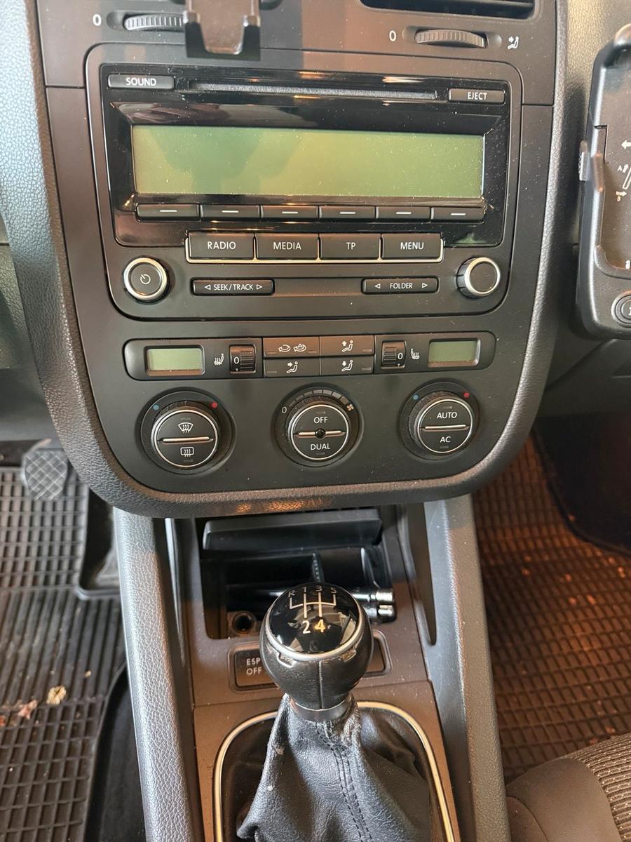 Volkswagen Golf 2009 — photo 9