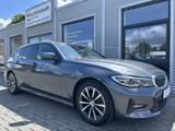 BMW 320d Touring AHK Pano DAB HiFi LED - BMW 3er Reihe in Bielefeld