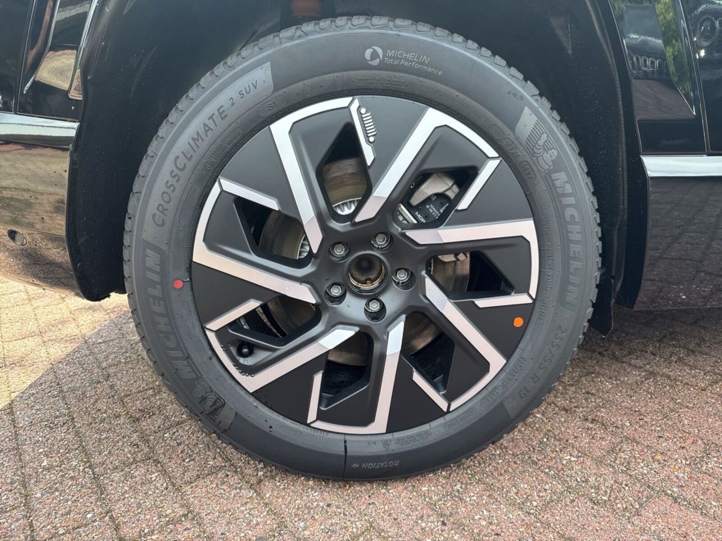 Fahrzeugabbildung Jeep Compass NEW MY26-Summit Plug-In-Hybrid -Voll-Pan