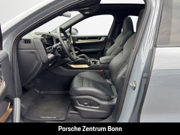 Porsche Cayenne - 9