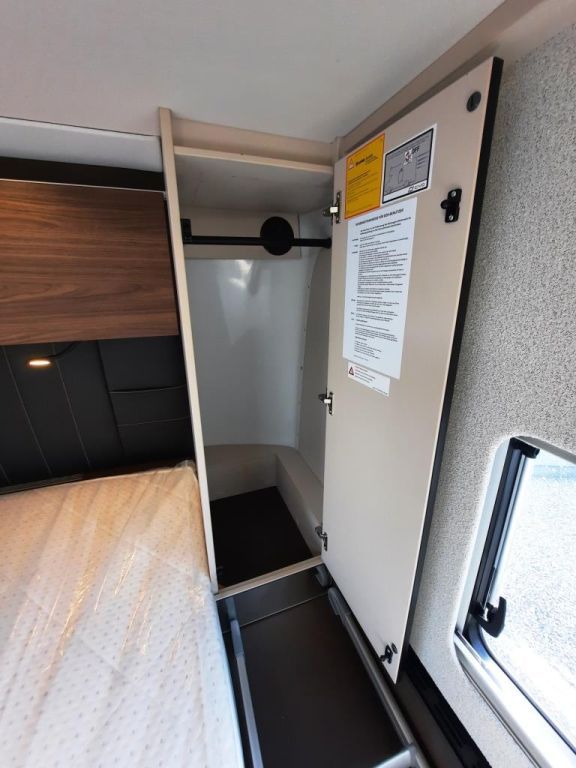 Fahrzeugabbildung Bürstner Signature SFT 7.5 Verfüg./Sparen Sie 6.856,- €
