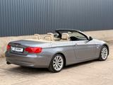 BMW 330d Cabrio / Navi/ Tempomat/ Ledersitze Beige - BMW 330 mit Diesel-Antrieb: Cabrio, Automatik
