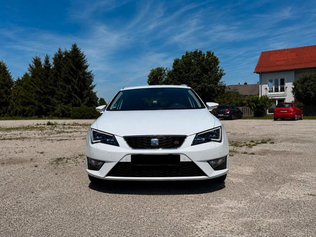 SEAT Leon ST 1.4 TSI ACT Start&amp;Stop DSG FR FR