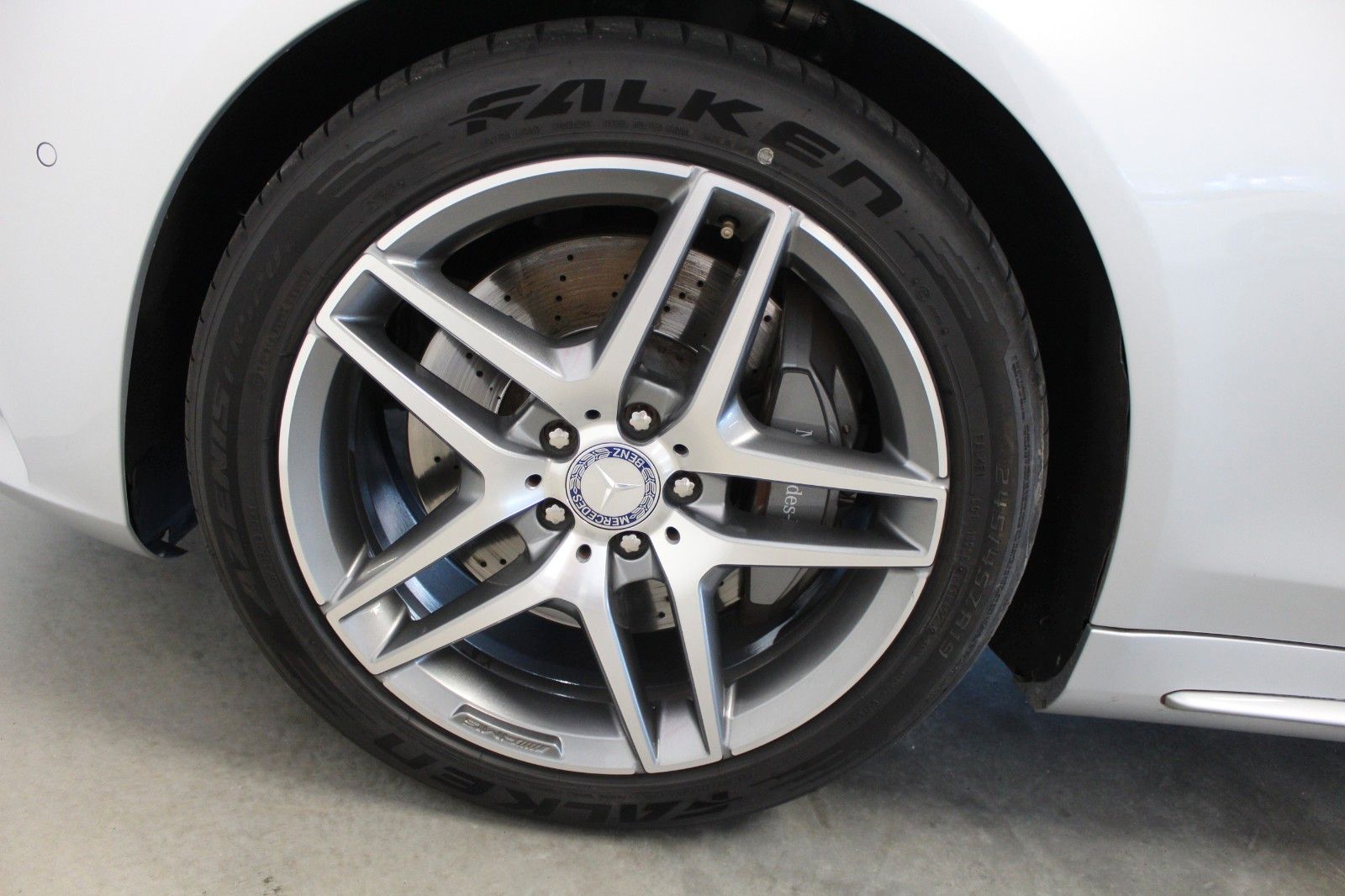 Mercedes-Benz S 500 L AMG-Paket !!! Neuwertig !!! 25.288 KM !! foto 17