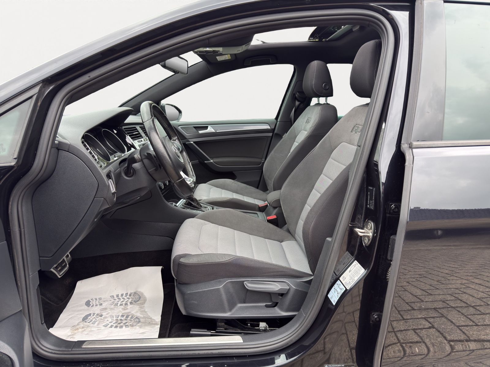 Golf VII Lim. Comfortline BMT*R-LINE*NAVI*2.HAND