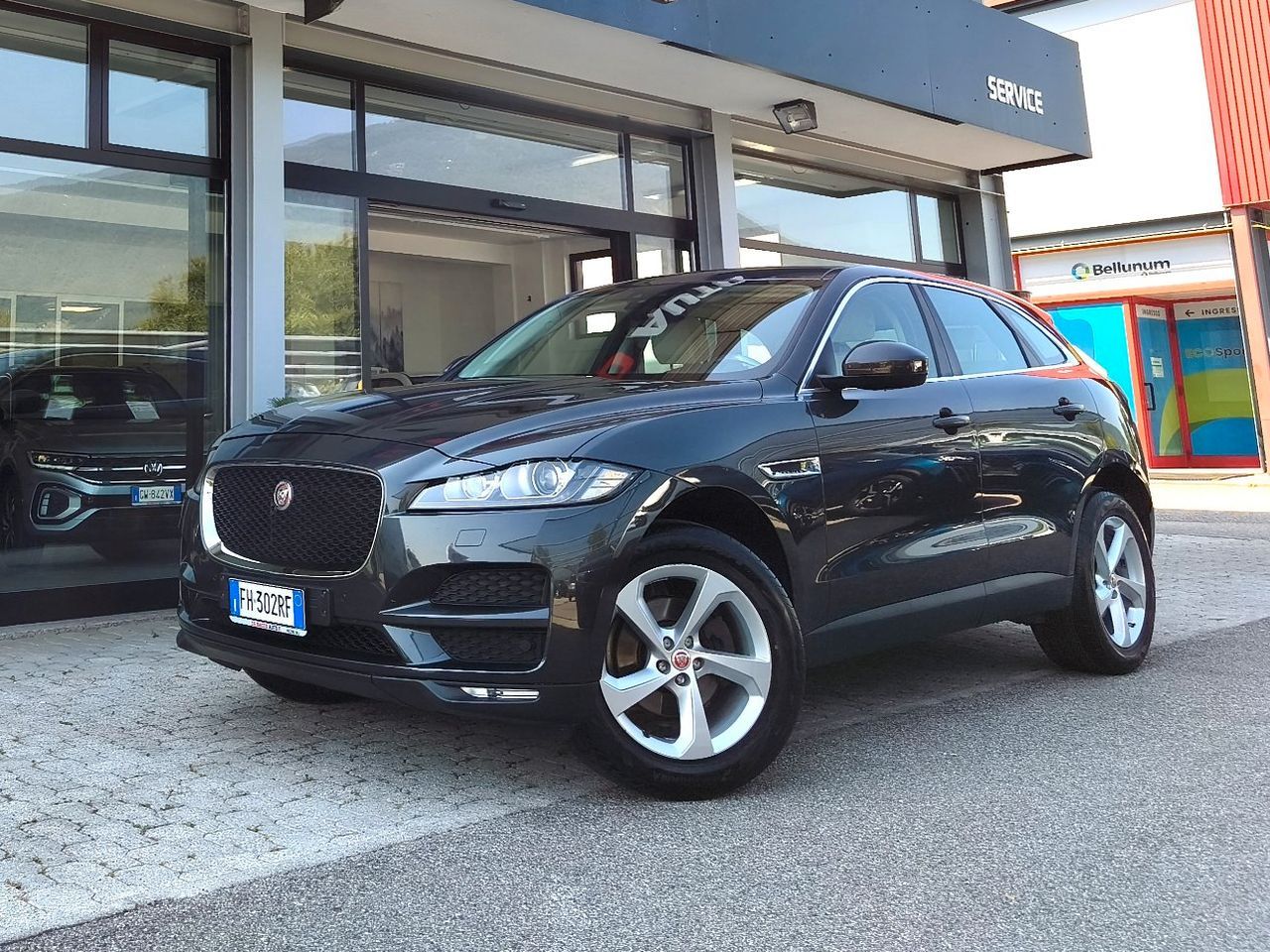 Jaguar F-Pace - 1