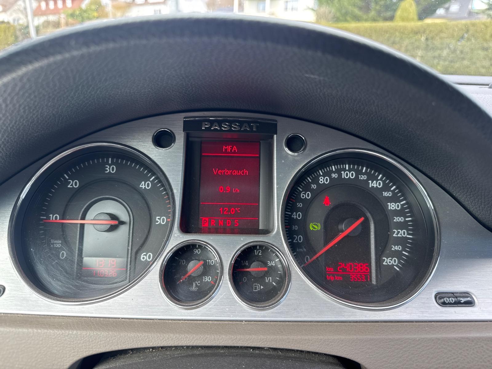 Volkswagen Passat 2007 — photo 17