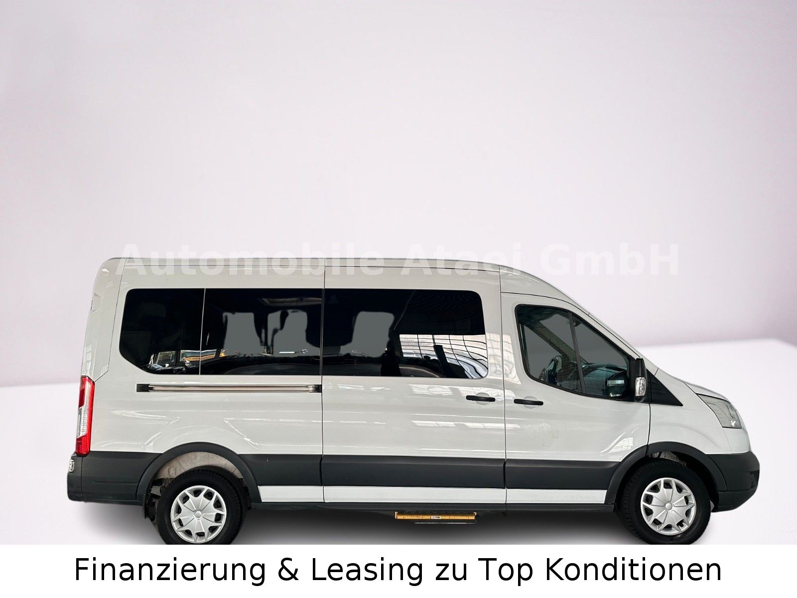 Fahrzeugabbildung Ford Transit Kombi 350 L3H2 *Rollstuhl-Rampe* (8131)