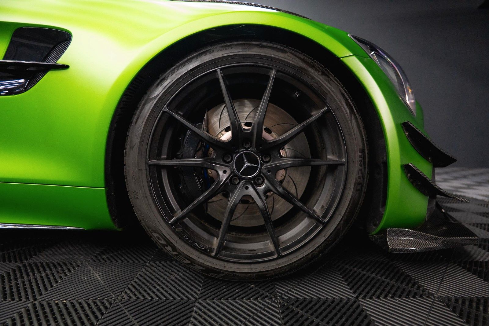Fahrzeugabbildung Mercedes-Benz AMG GT R Coupe TIKT Performance | 750PS | Carbon