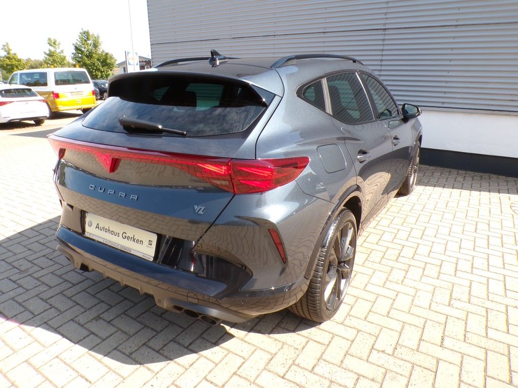 Fahrzeugabbildung CUPRA Formentor VZ 2.0 TSI DSG 4Drive Black Edition