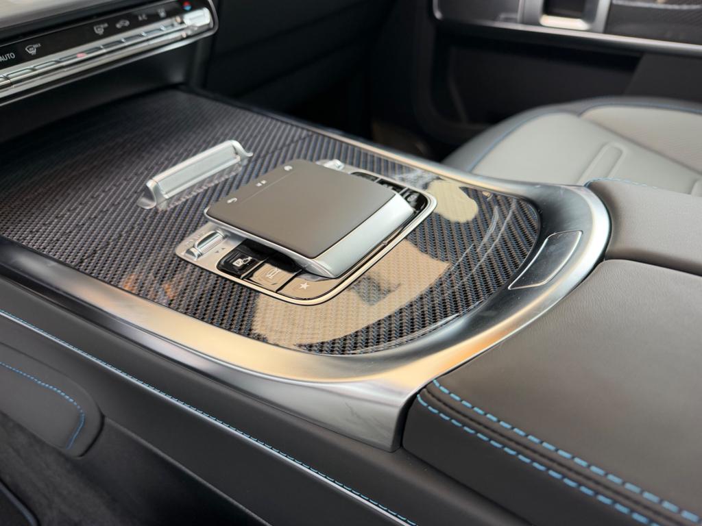 Mercedes-Benz G 580 8