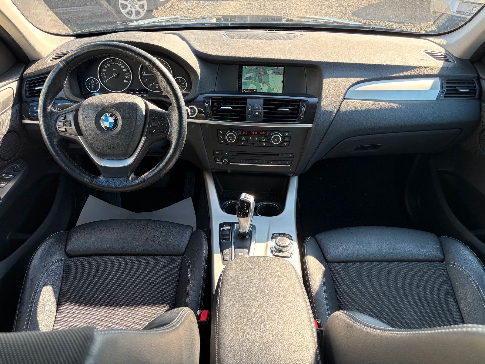 Fahrzeugabbildung BMW X3 xDrive20d Aut. Navi Xenon SPORTSITZE Leder PD