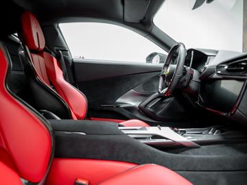 2025 Ferrari 12CILINDRI 缩略图 36