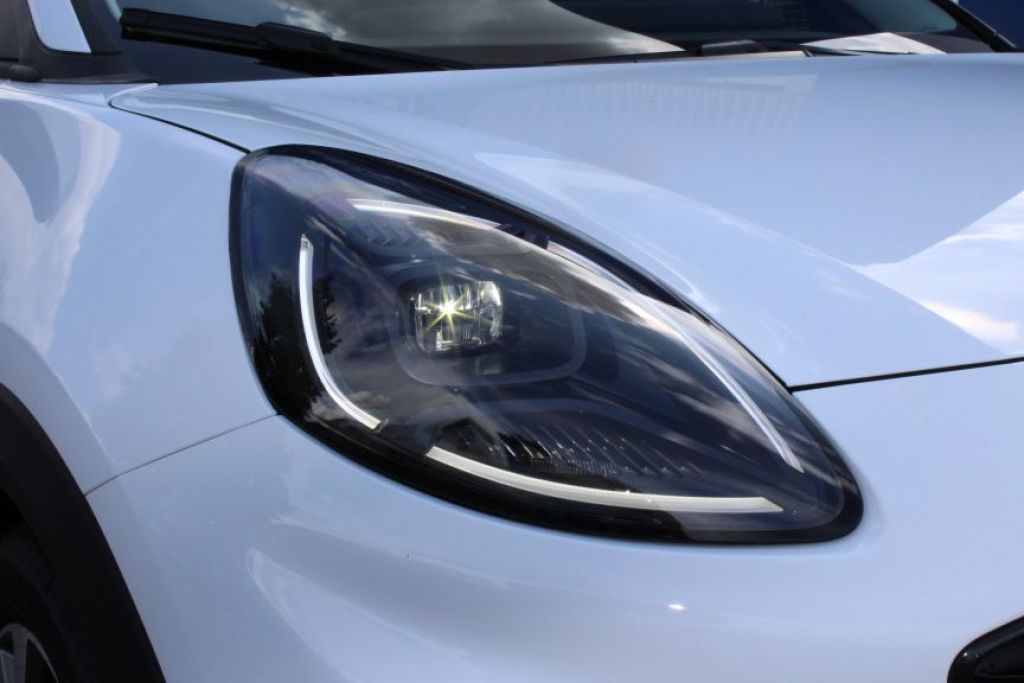 Fahrzeugabbildung Ford Puma TITANIUM