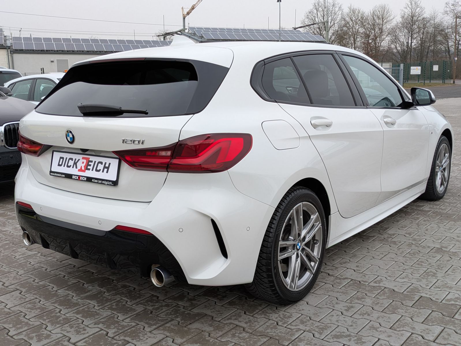 Fahrzeugabbildung BMW 120 i M-Sport PANO*ACC*KAMERA*H&K*Ad.-LED*PremP.