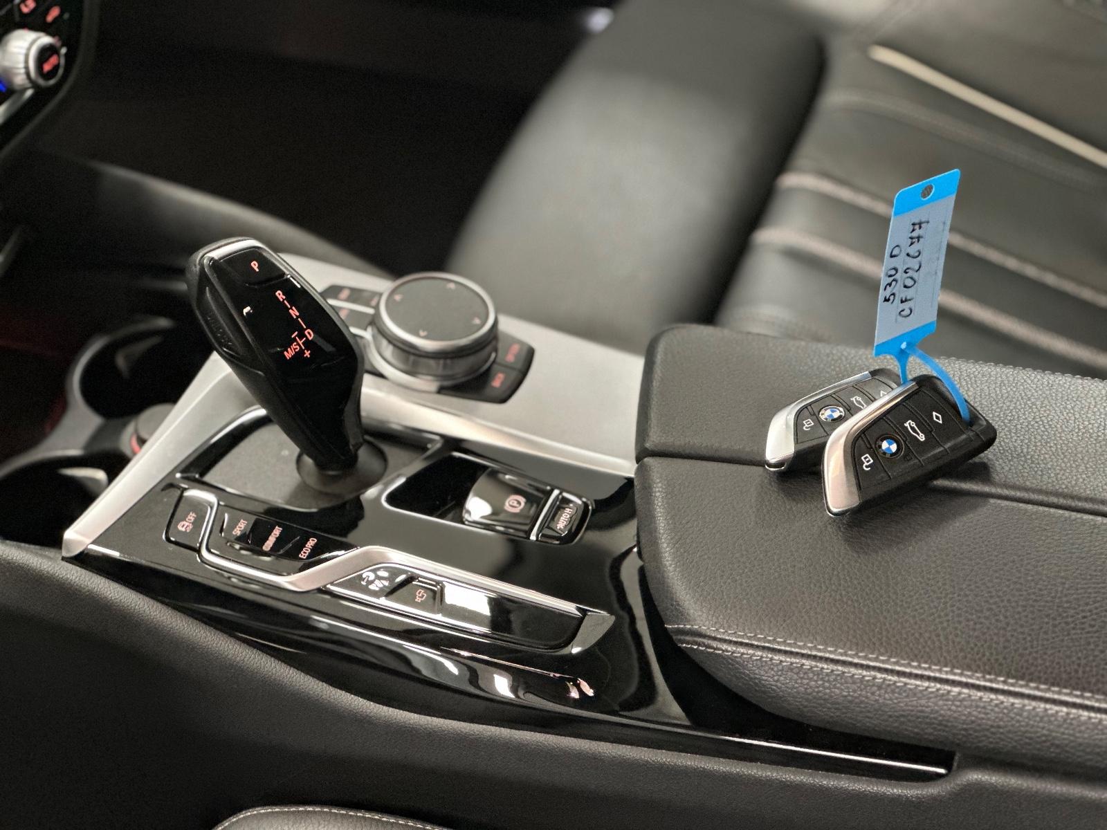 BMW 530d xDr. HUD/Park&DriveAss/SportLederSitz/KeyLe