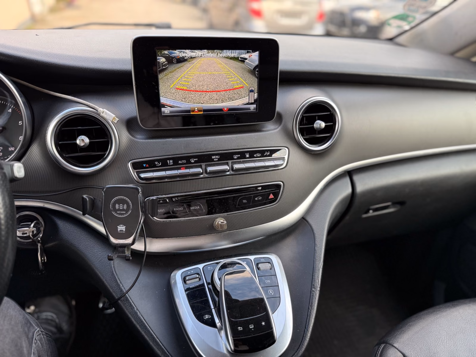 Mercedes-Benz V 250 Extralang,1 Hand,9 Sitzer