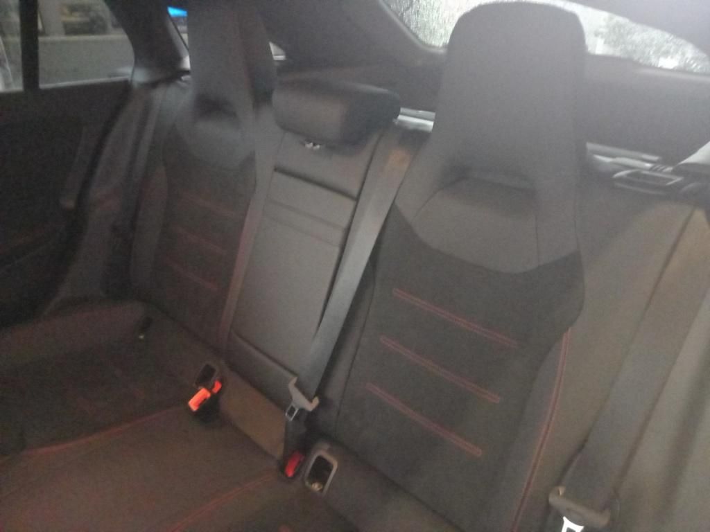 Fahrzeugabbildung Mercedes-Benz CLA 250 4M SB AMG*Pano-Dach*Navi*Kamera*LED*DAB*