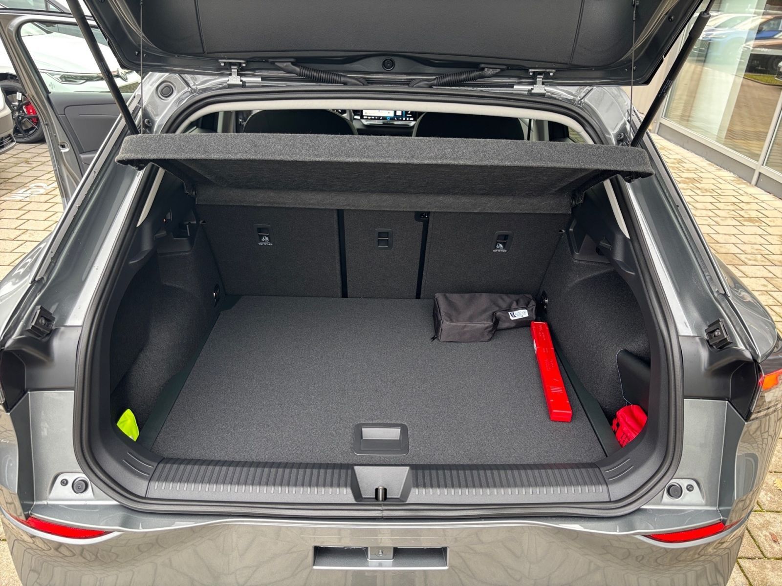 Volkswagen T-Roc - Bild 12