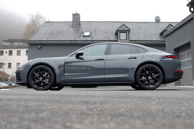 Porsche Panamera 4 E-Hybrid*21"SportDesign,ACC,BOSE,PANO