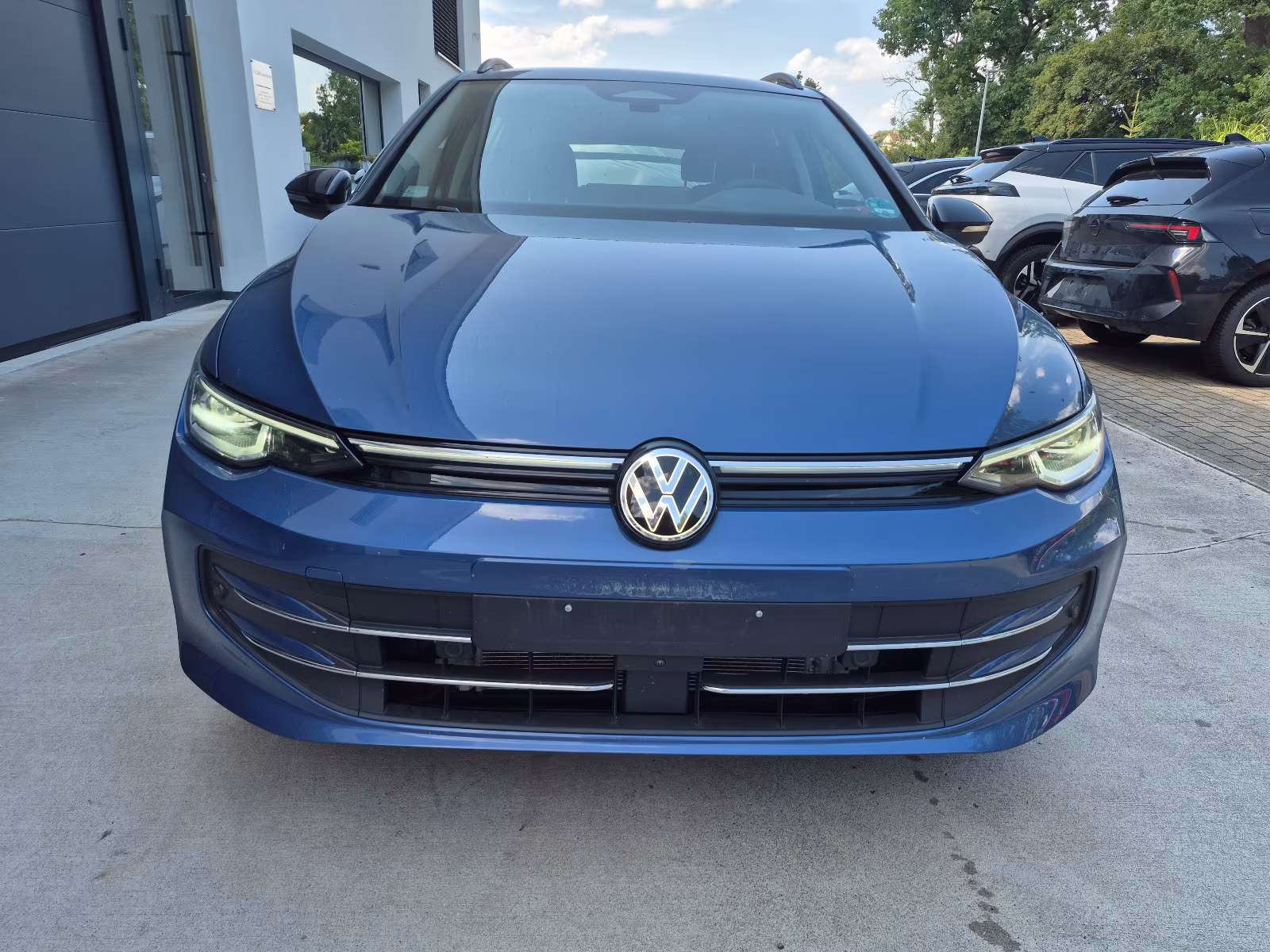 Volkswagen Golf VIII Variant 1.5 eTSI 110 kW Goal Automatik
