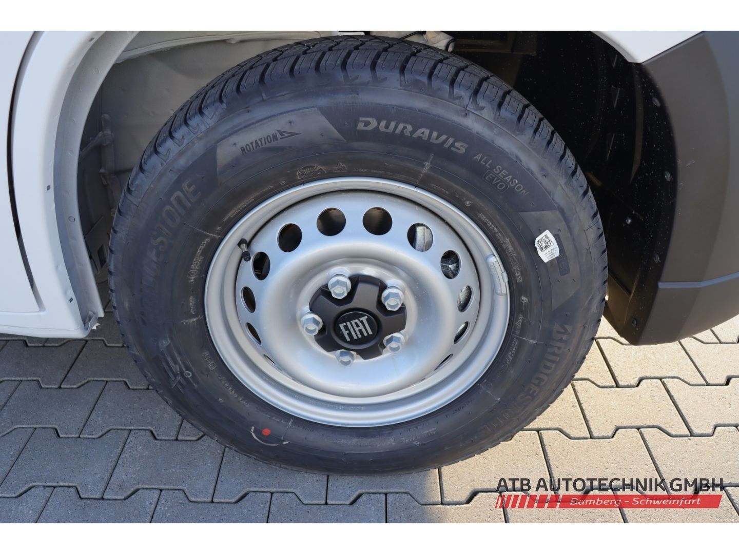 Fahrzeugabbildung Fiat Ducato serie-2 L3H2 Hochdach 2.2l Multijet3 8-AT