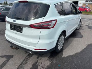 Ford S-Max - 6