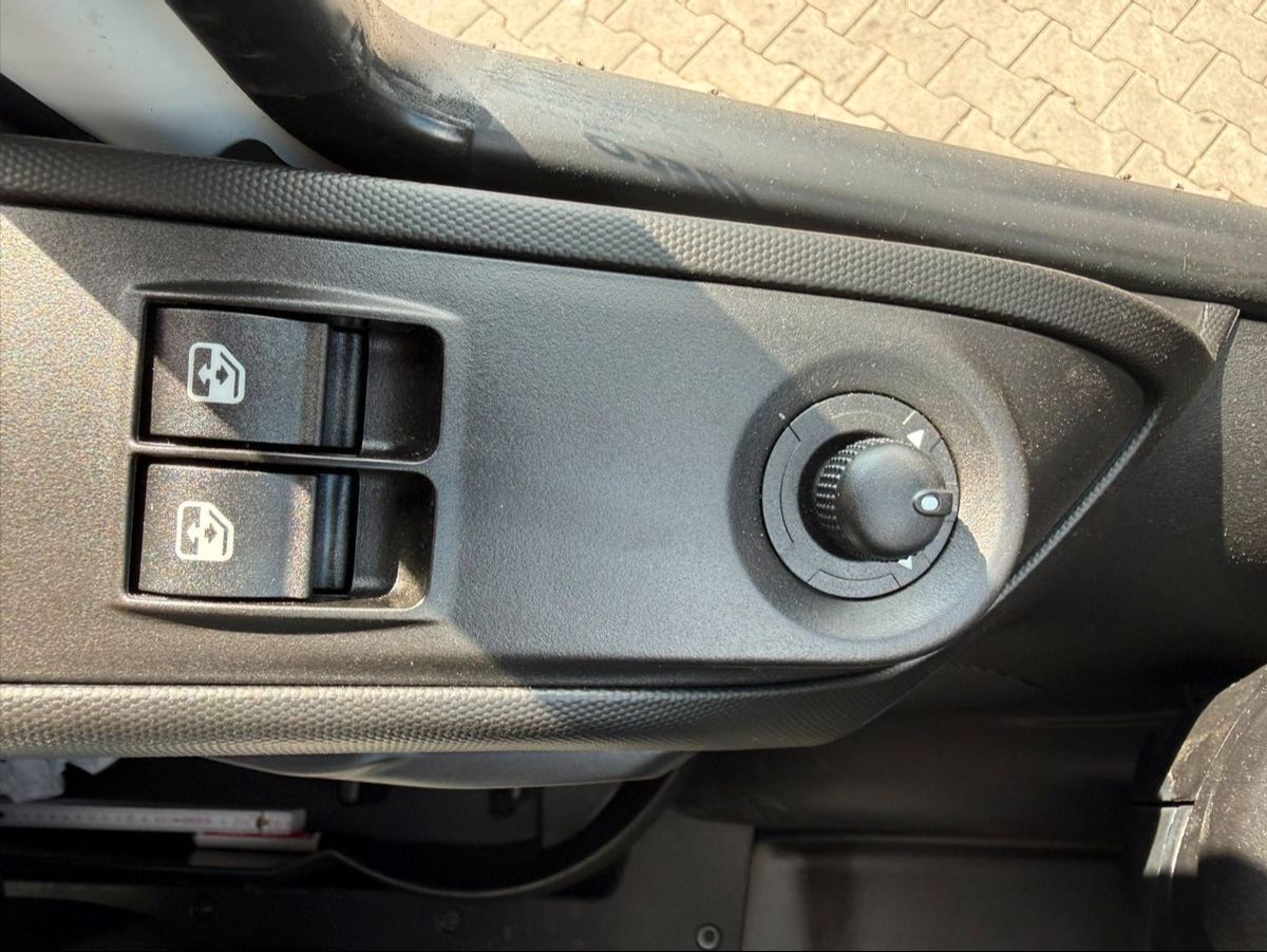 Fahrzeugabbildung Iveco 35S18HA8 D Pritsche *R 3750 mm*Automatik*