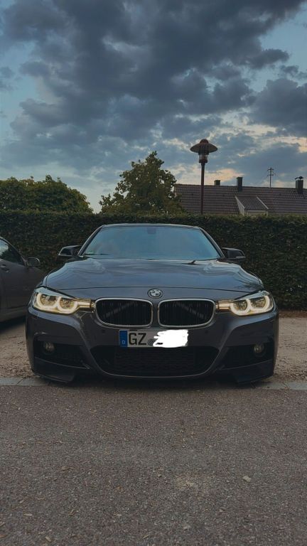 Image of BMW 320