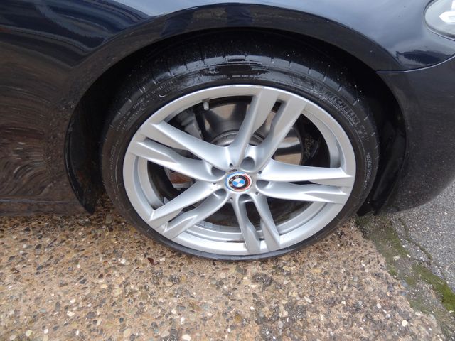 Fahrzeugabbildung BMW 530d xDrive/M-Paket/2.Hd/Leder/HUD/Pano/20Zoll/