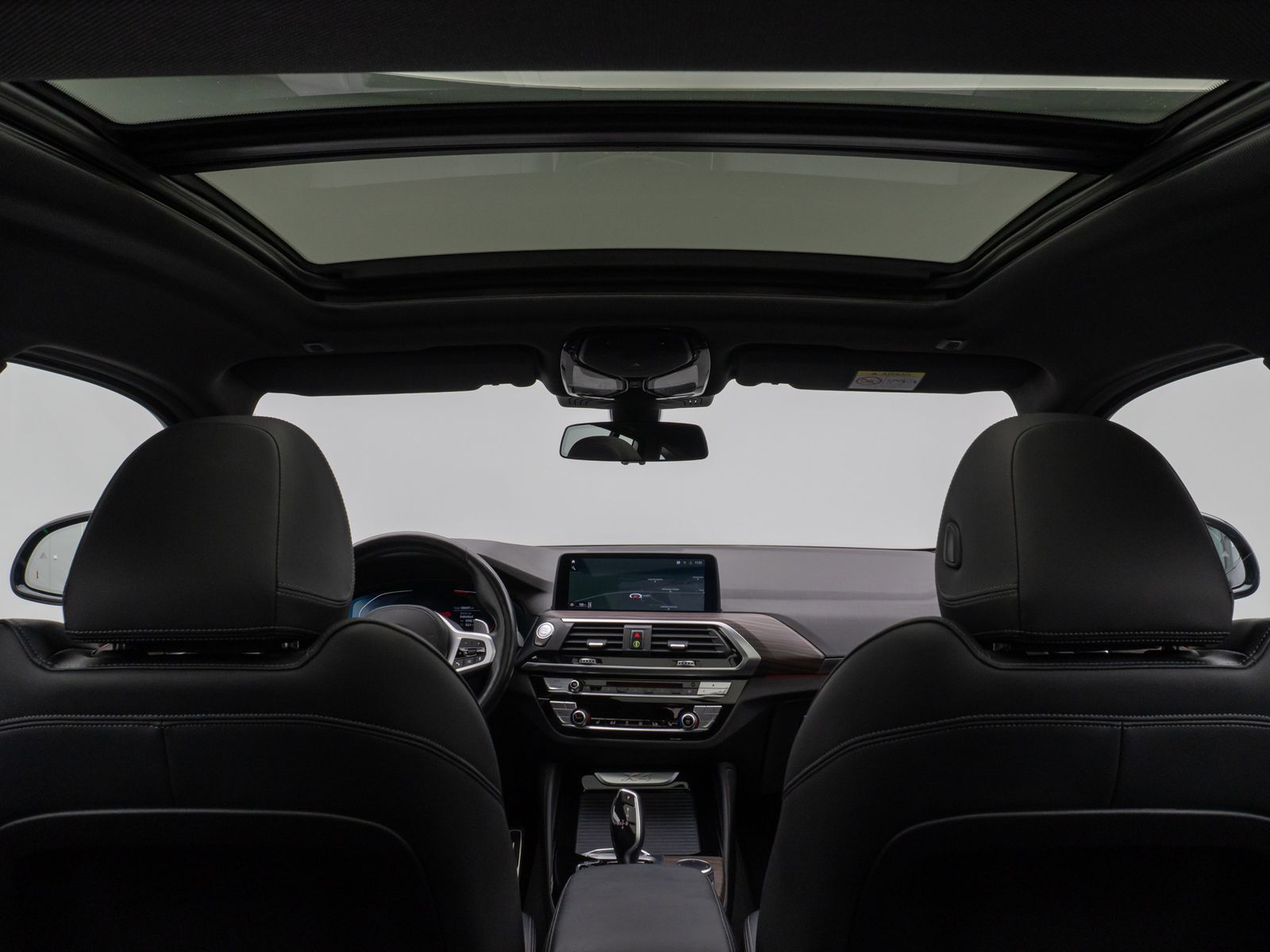 Fahrzeugabbildung BMW X4 xD20d M Sport X Panoram 360°HUD Komfort Alarm