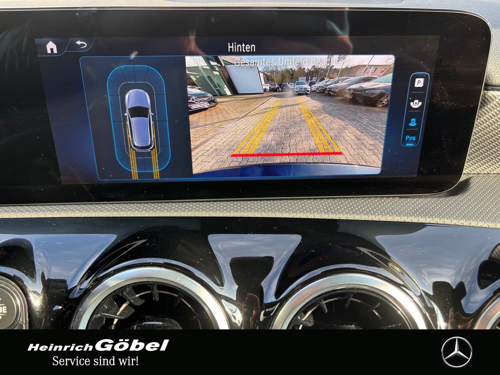 Fahrzeugabbildung Mercedes-Benz A 250 e PROG-ADV. 11KW-AC VZA WP KAM SMP-INT LED